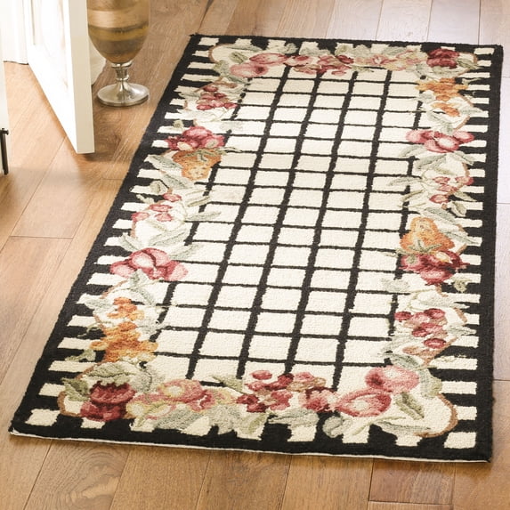 Safavieh Chelsea Anabella Bordered Runner Rug, Ivory/Black, 2'6" x 6'