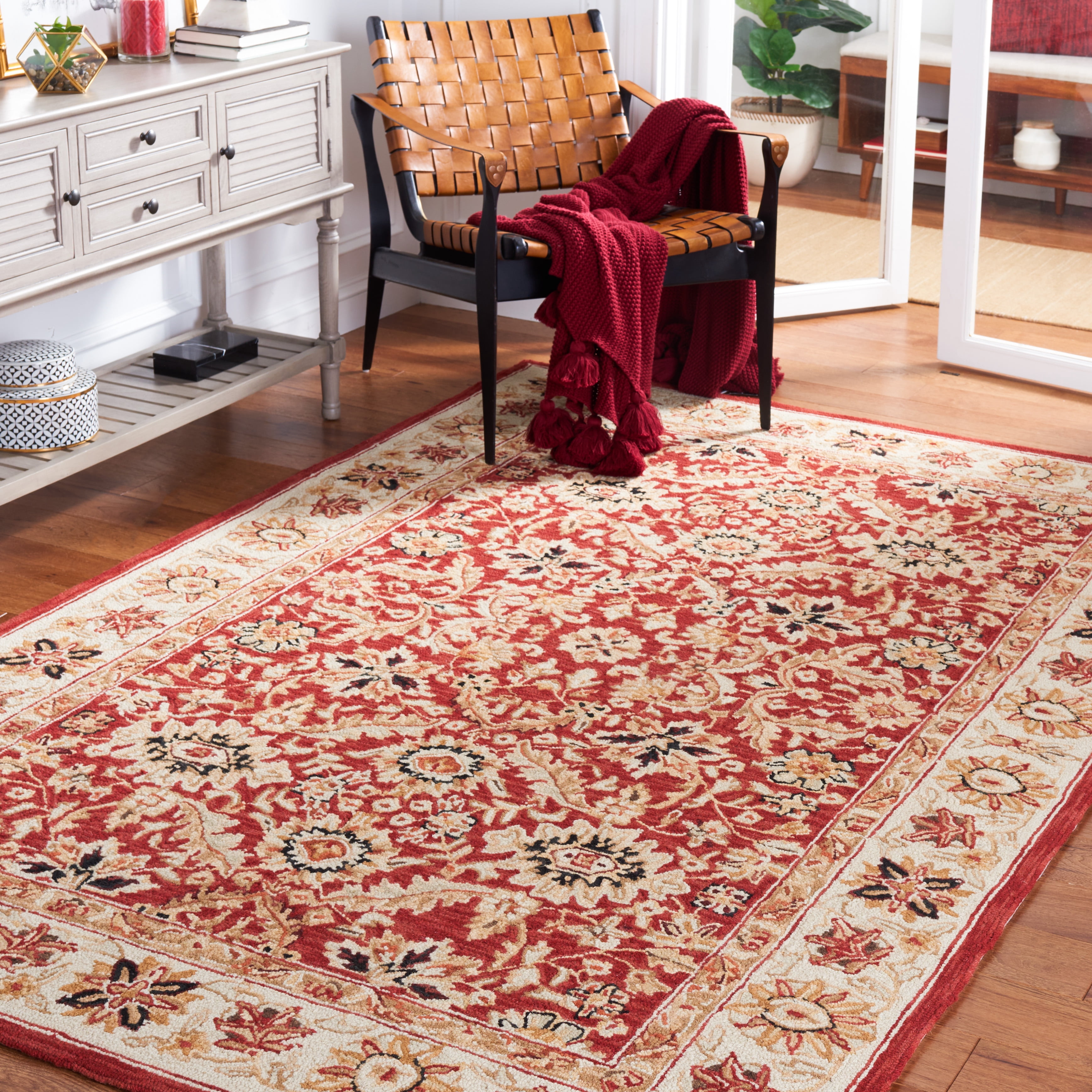 Safavieh Chelsea Anita Oriental Area Rug, Red/Ivory, 5'3" x 8'3"