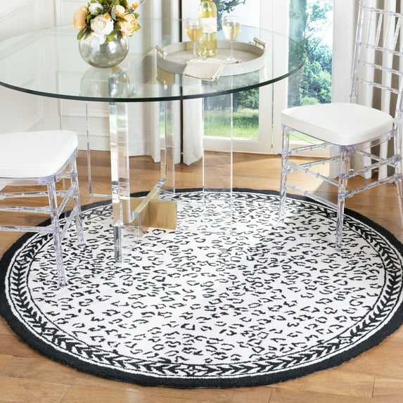 Safavieh Chelsea Doriane Bordered Wool Area Rug, White/Black, 4' x 4' Round
