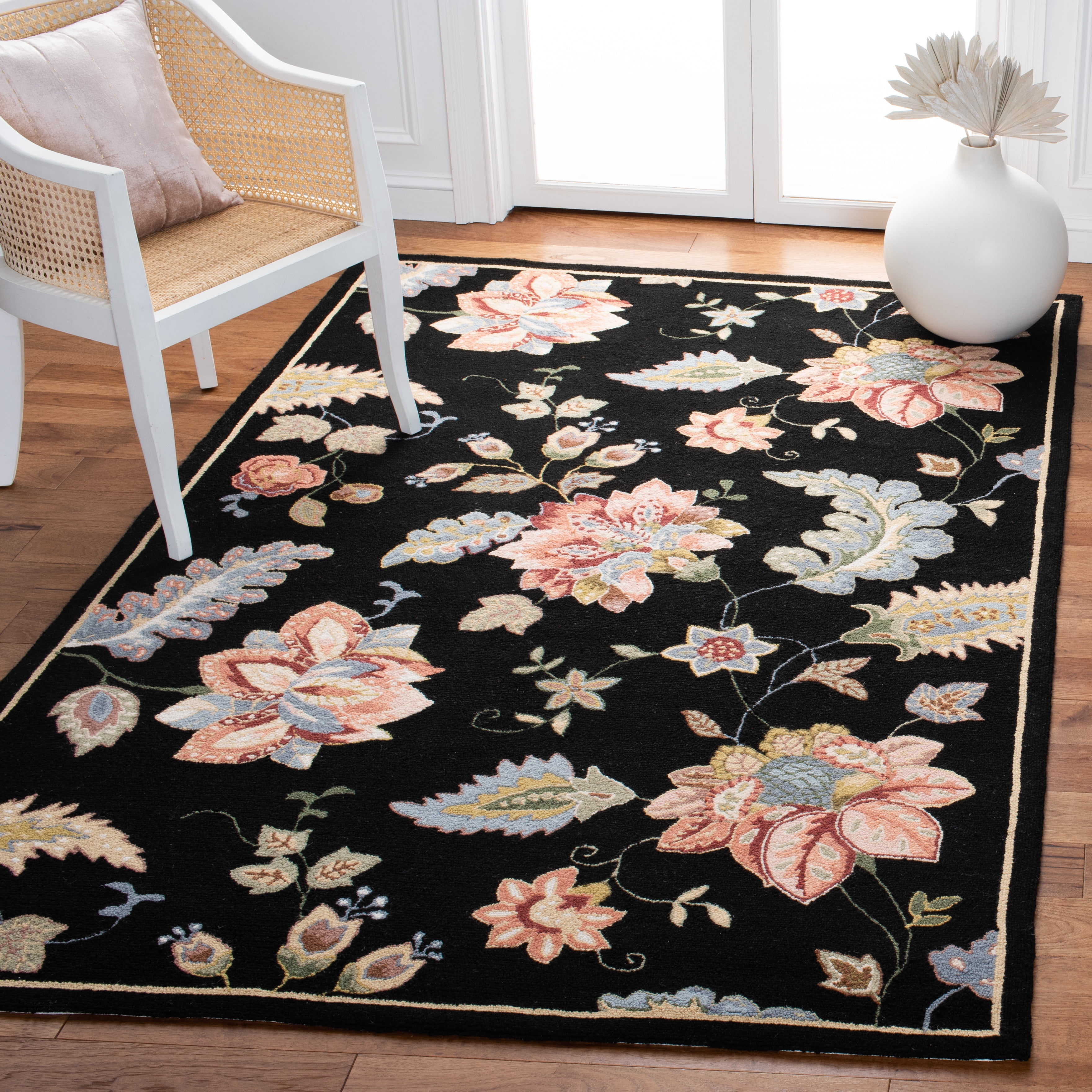 Safavieh Chelsea Emmet Bordered Wool Area Rug, Black, 6' x 9'
