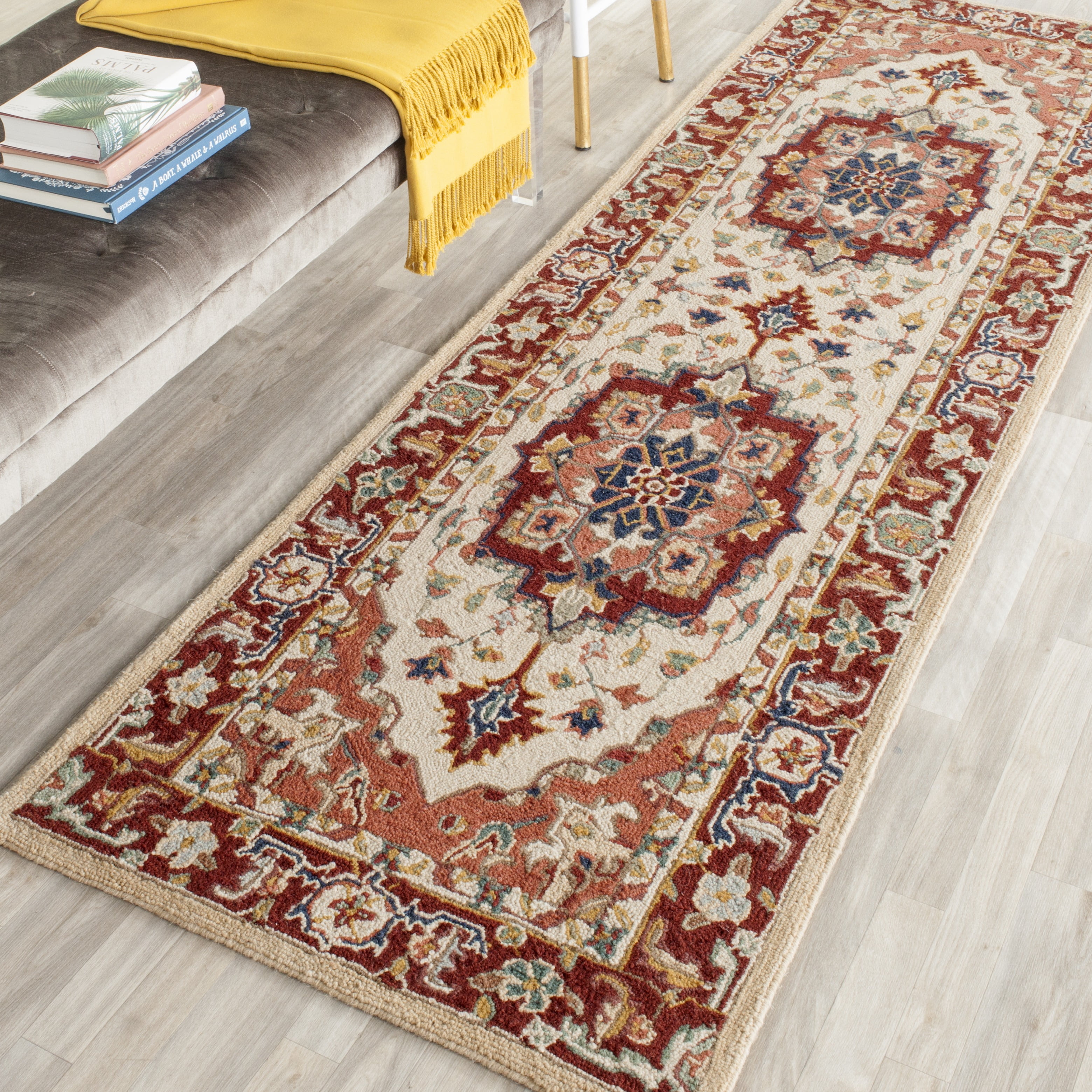 Safavieh Chelsea Flowers Floral Runner Rug, Red/Ivory, 2'6