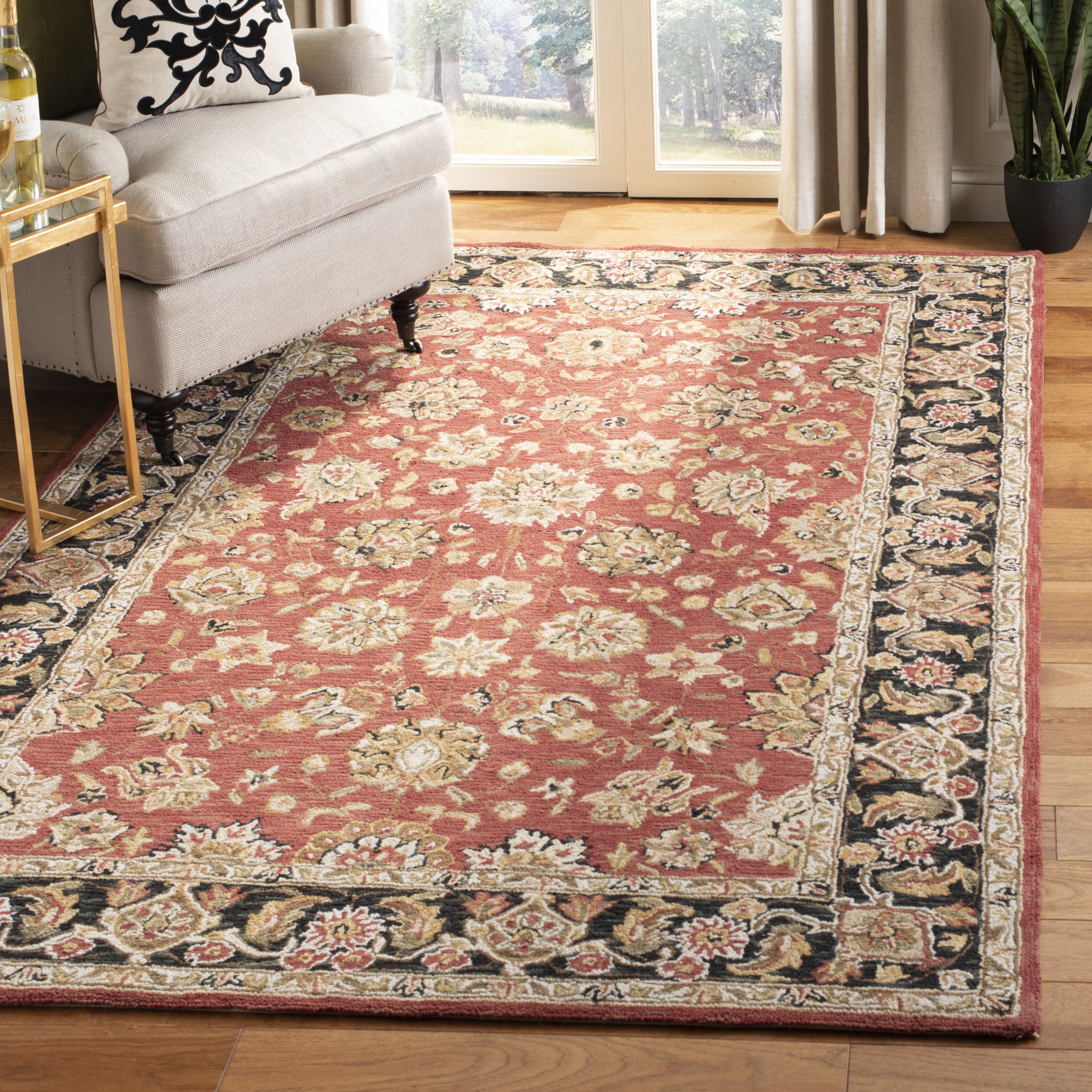 Safavieh Chelsea Neal Bordered Area Rug, Rose/Black, 6' x 9'