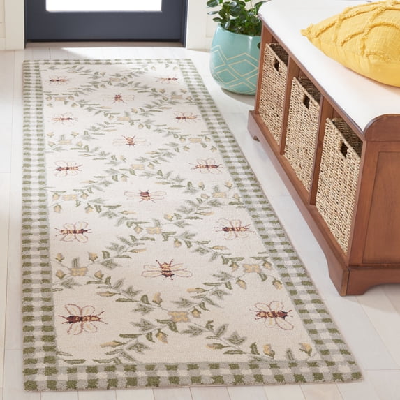 Safavieh Chelsea Lara Bordered Wool Runner Rug, Ivory/Green, 2'6" x 6'