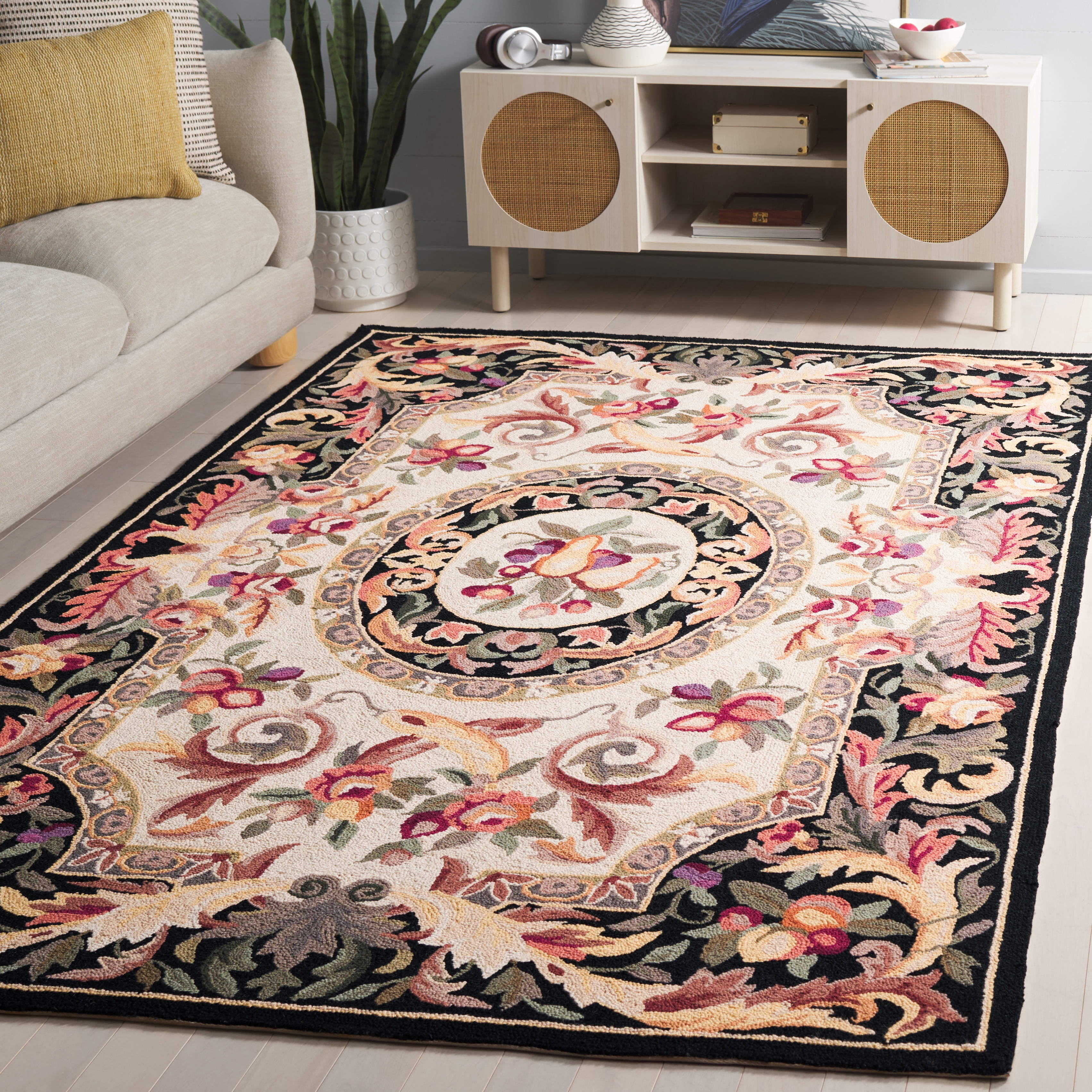 Safavieh Chelsea Samara Geometric Wool Area Rug, Black, 2'6" x 4'