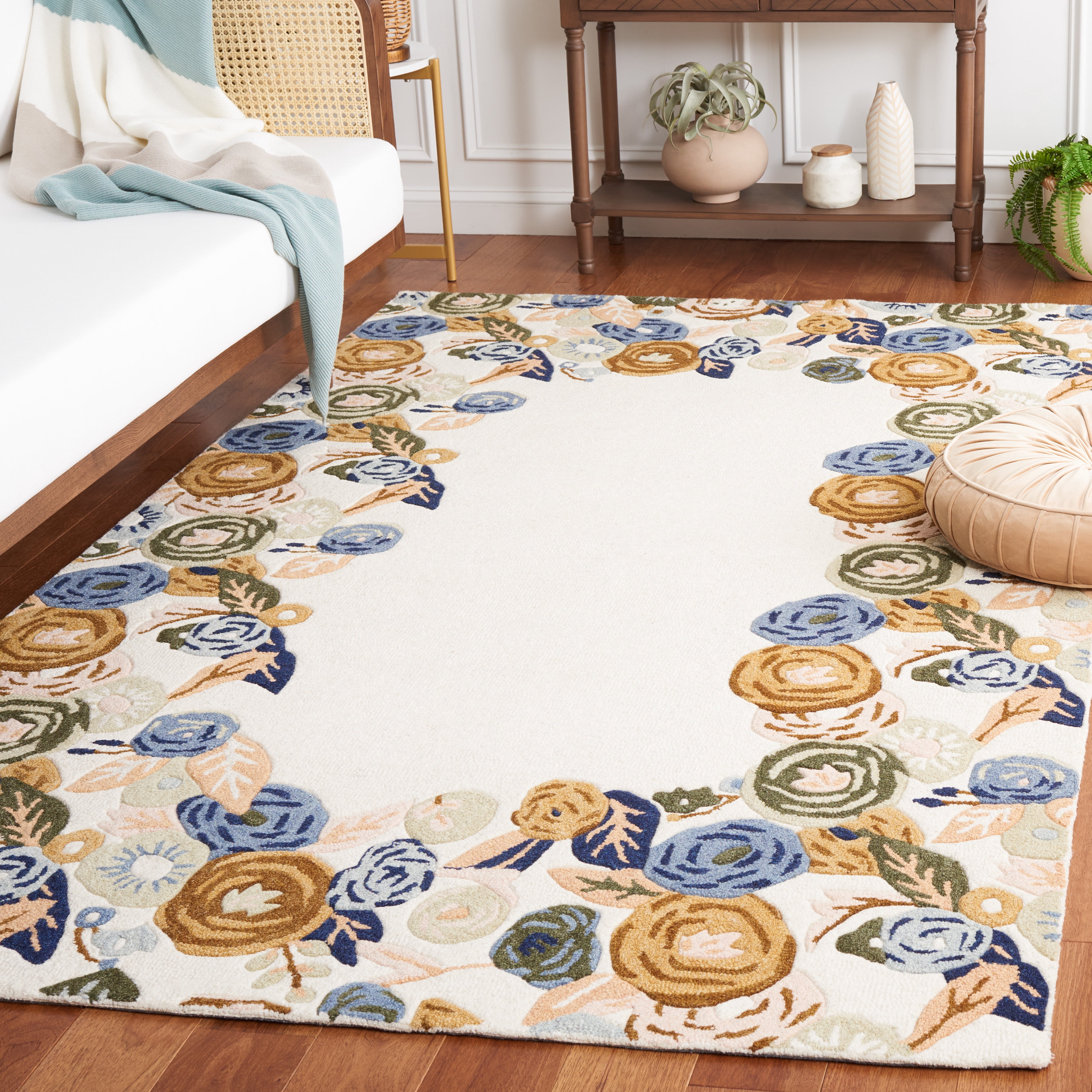 Safavieh Chelsea Trochez Floral Area Rug, Ivory/Blue, 6' x 9'