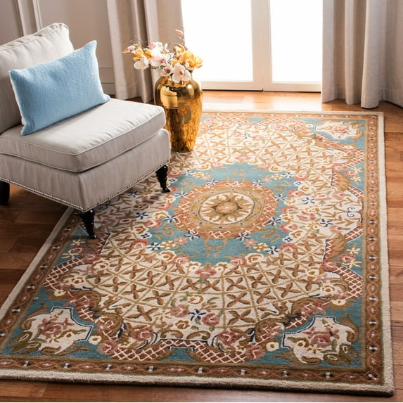 SAFAVIEH Classic Chandler Oriental Wool Area Rug, Ivory/Light Blue, 3' x 5'