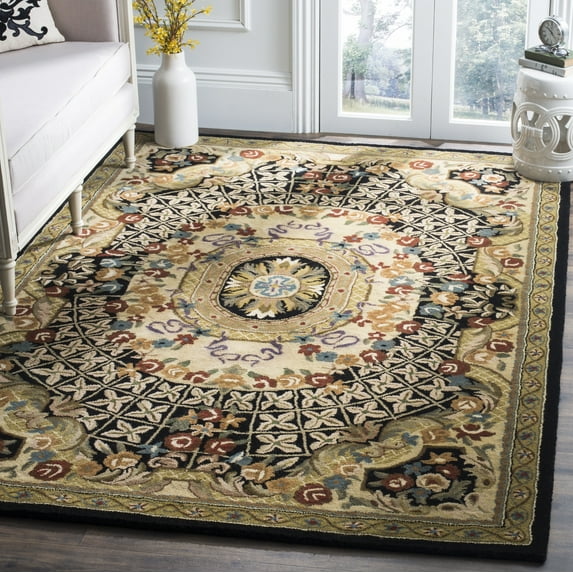 SAFAVIEH Classic Chandler Oriental Wool Area Rug, Black/Gold, 6' x 9'