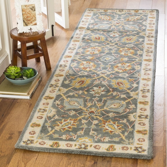 SAFAVIEH Classic Cordelia Floral Wool Runner Rug, Dark Gray/Ivory, 2'3" x 8'