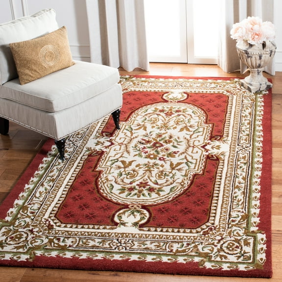SAFAVIEH Classic Flanagan Oriental Wool Area Rug, Burgundy, 5' x 8'