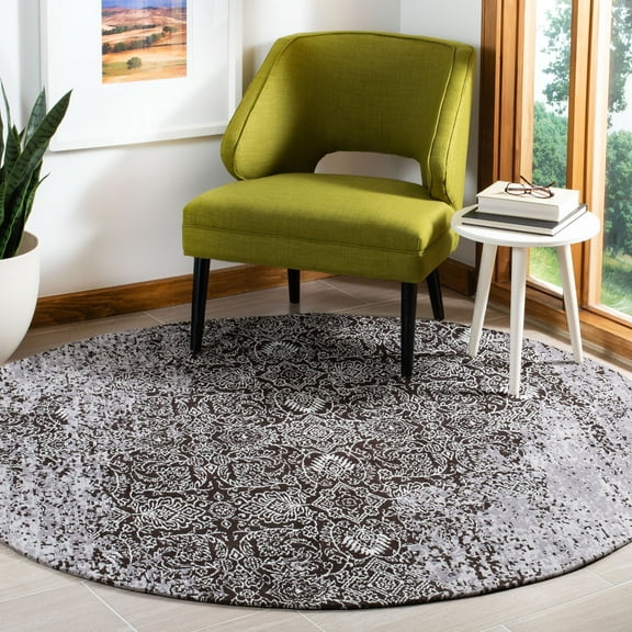 SAFAVIEH Classic Vintage Adelaide Abstract Area Rug, Silver/Brown, 6' x 6' Round