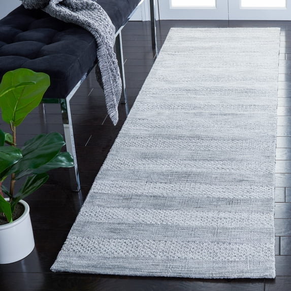 Safavieh Classic Vintage Brad Distressed Runner Rug, Light Gray, 2'3" x 8'