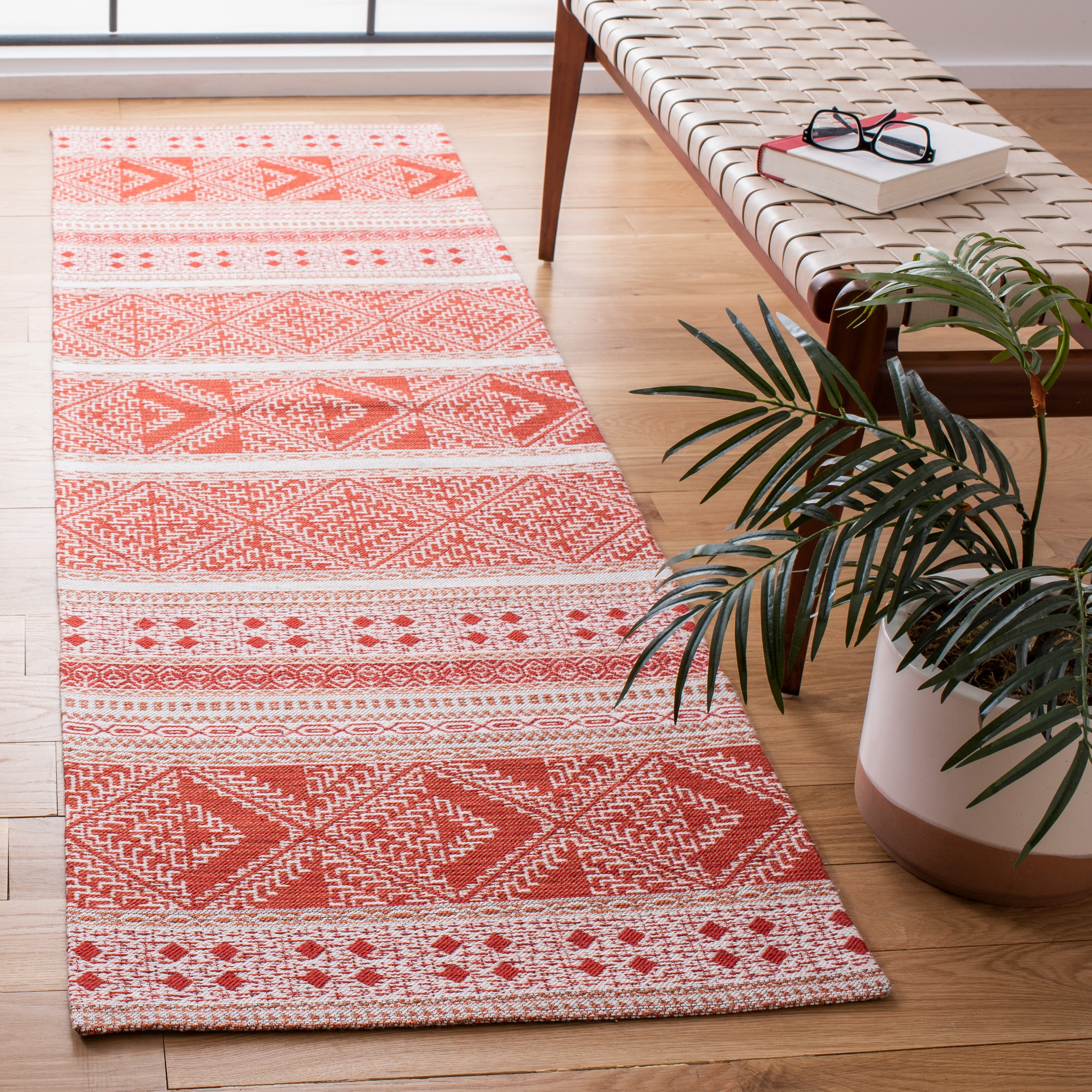 SAFAVIEH Classic Vintage Eric Geometric Polyester Runner Rug, Rust, 2'3" x 8'