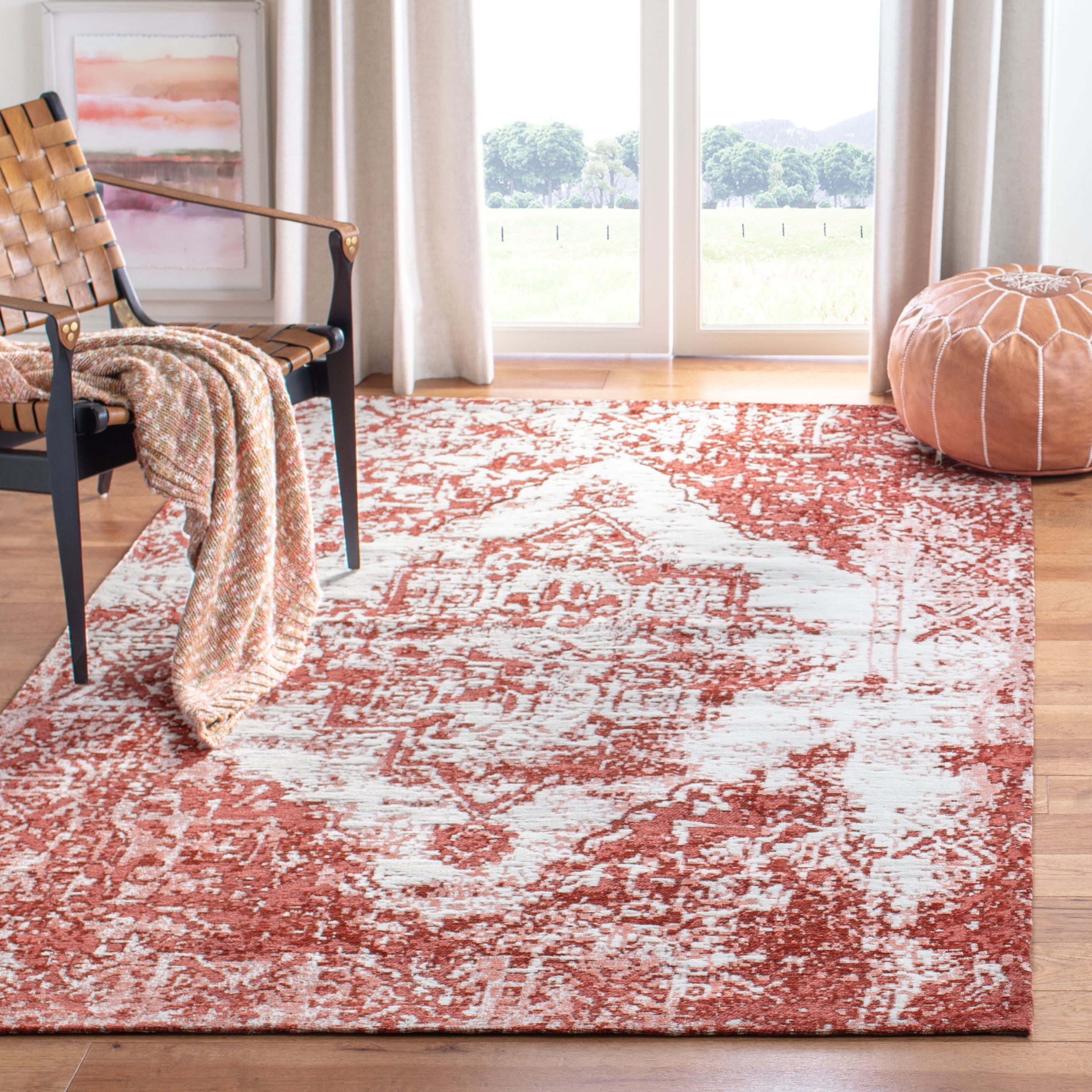 SAFAVIEH Classic Vintage Giuseppe Overdyed Area Rug, Rust/Ivory, 4' x 6'