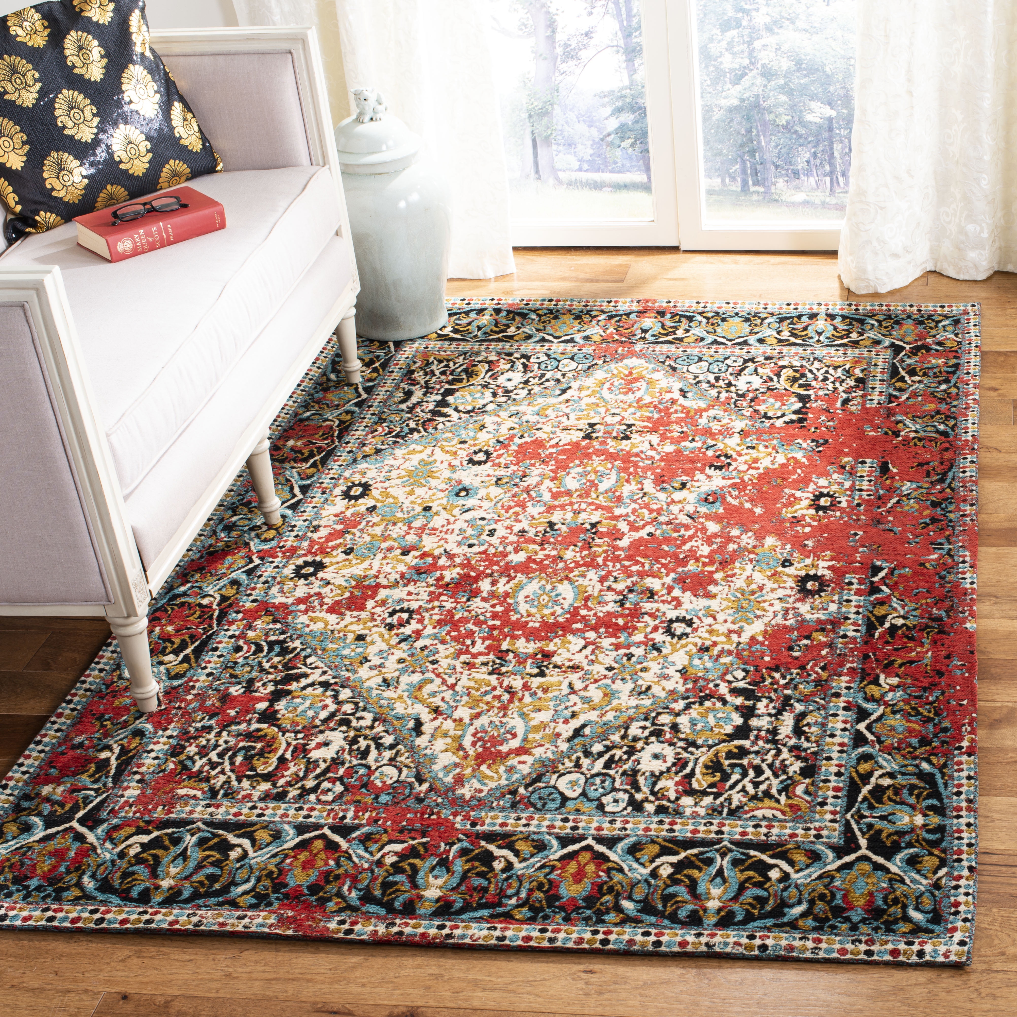 SAFAVIEH Classic Vintage Kian Floral Bordered Polyester Area Rug, Red/Charcoal, 6' x 9'