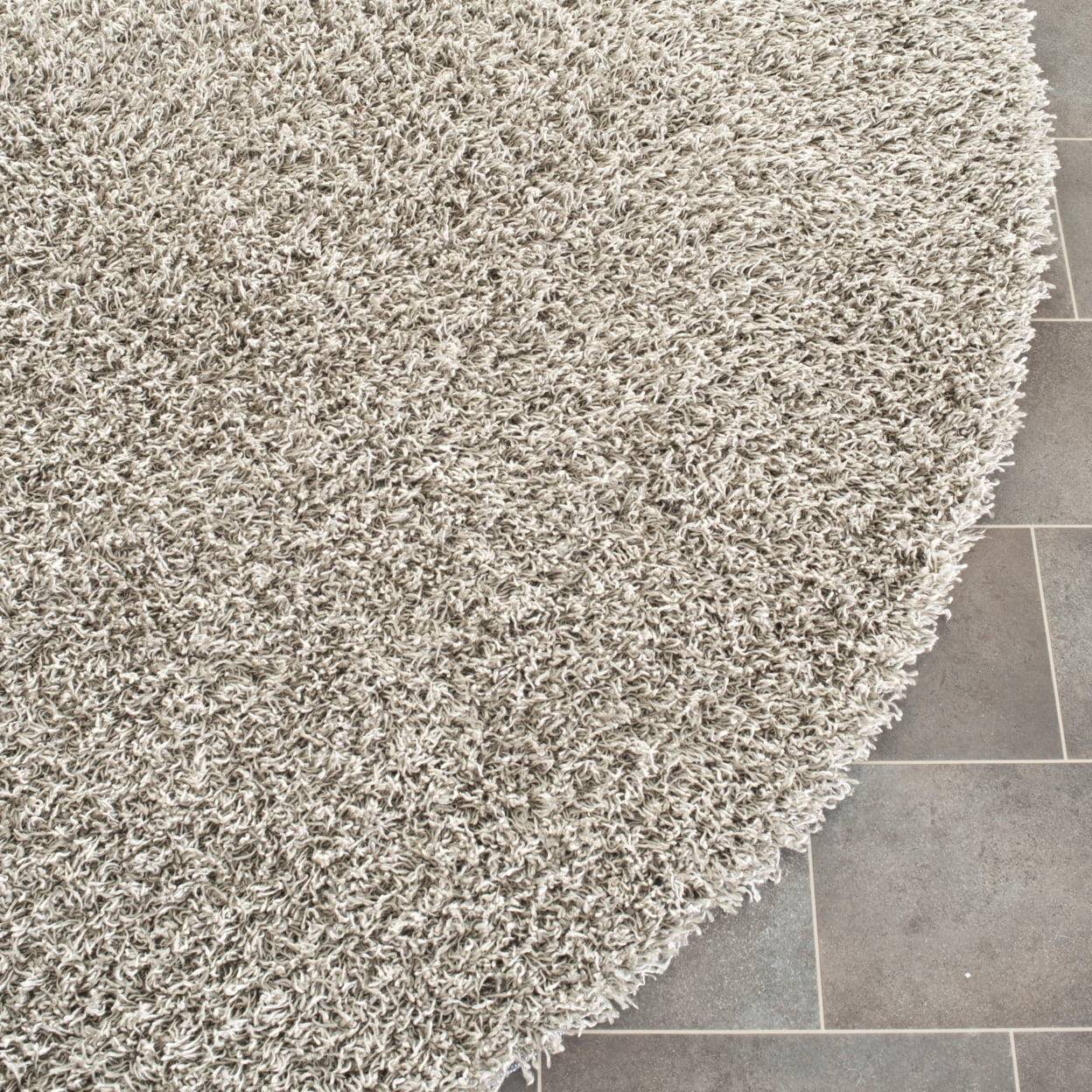 Silver Plush Rug SAFAVIEH Clyde Solid Plush Polyester Shag Area Rug, Silver, 5' x 5 ...