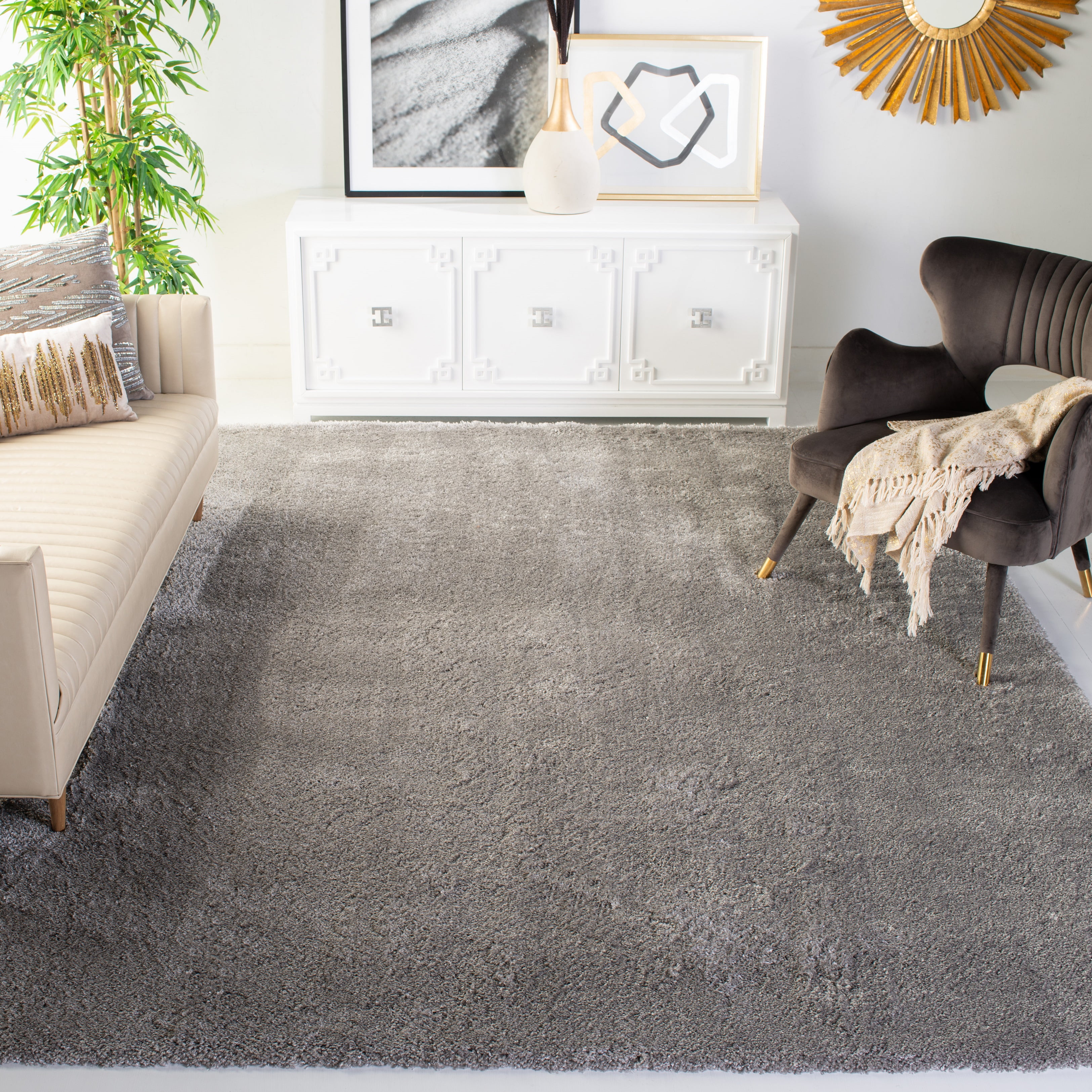 Luxurious Gray Synthetic Shag Area Rug, 4' x 6', Soft Plush