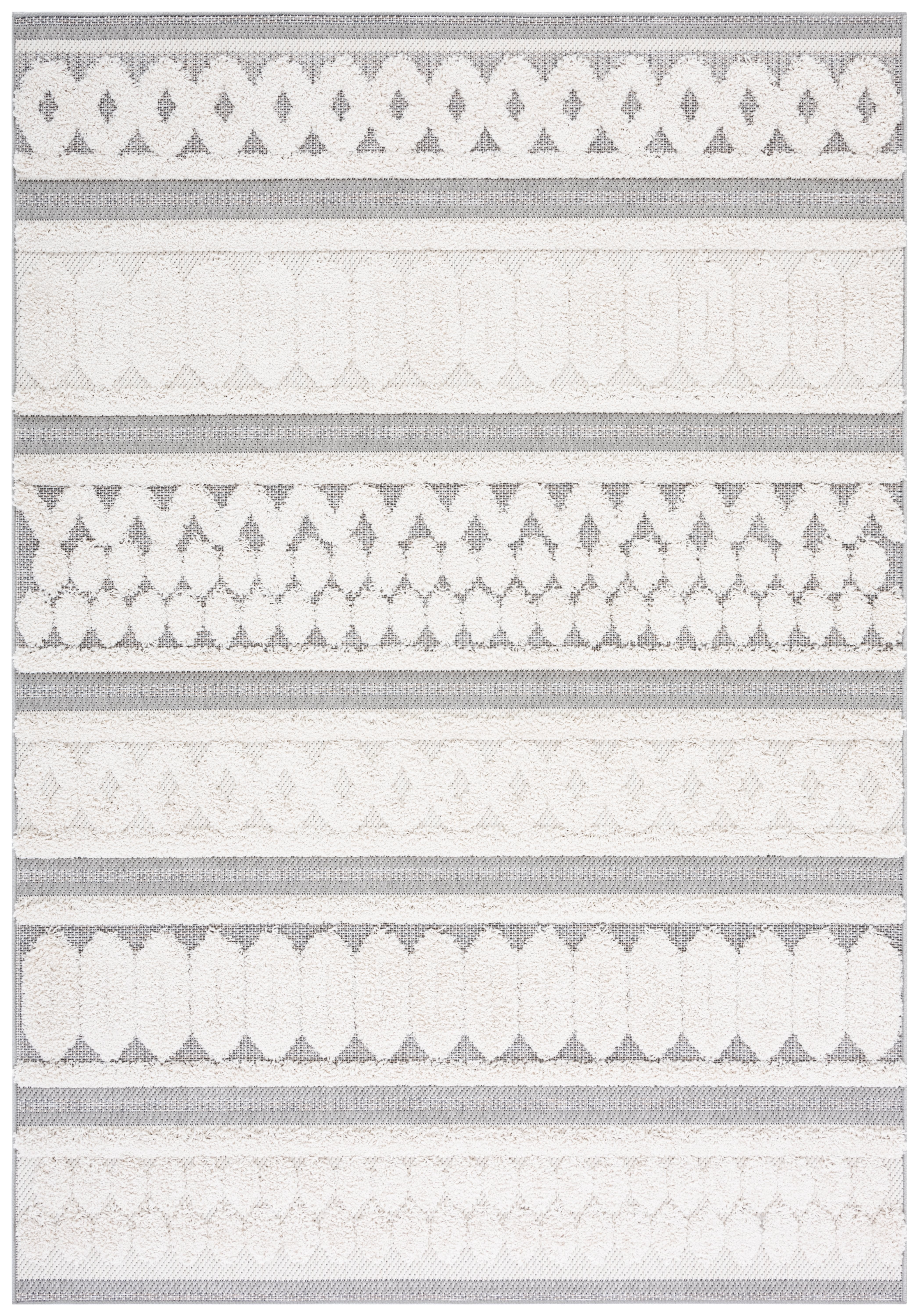 Ivory Elegance 5' x 7' Tufted Synthetic Area Rug for Indoor/Outdoor