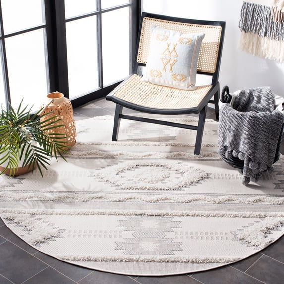 SAFAVIEH Cottage Euphemia Geometric Indoor/Outdoor Area Rug, Ivory/Light Grey, 6'7" x 6'7" Round