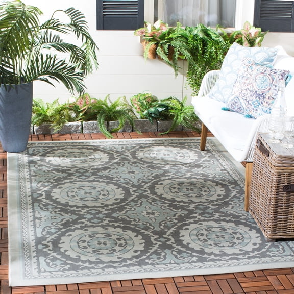 Safavieh Courtyard Abel Geometric Indoor/Outdoor Area Rug, Light Gray/Anthracite, 4' x 5'7"
