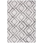 SAFAVIEH Courtyard Alexa Geometric Indoor/Outdoor Area Rug, Ivory/Black, 5'3" x 7'7"