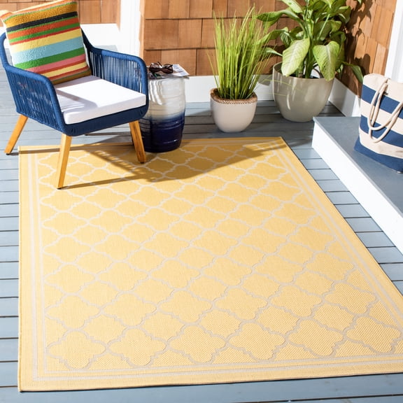 Safavieh Courtyard Alina Geometric Quatrefoil Indoor/Outdoor Area Rug, Gold/Beige, 4' x 5'7"
