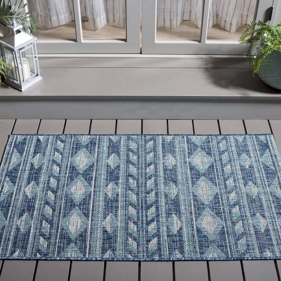Safavieh Courtyard Allycia Geometric Indoor/Outdoor Area Rug, Navy/Aqua, 4' x 5'7"