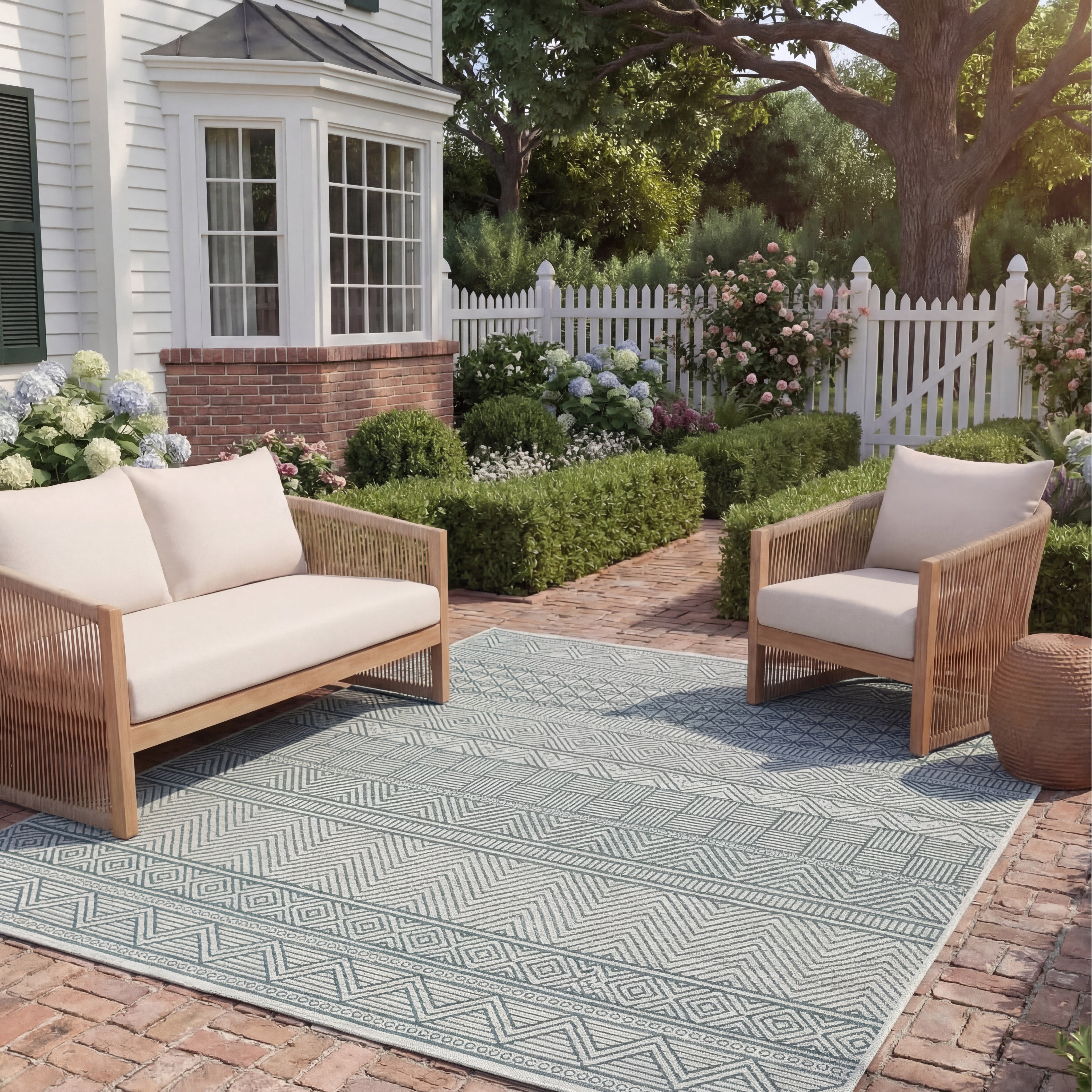 Safavieh Courtyard Altan Geometric Indoor/Outdoor Area Rug, Ivory/Turquoise, 4' x 5'7"