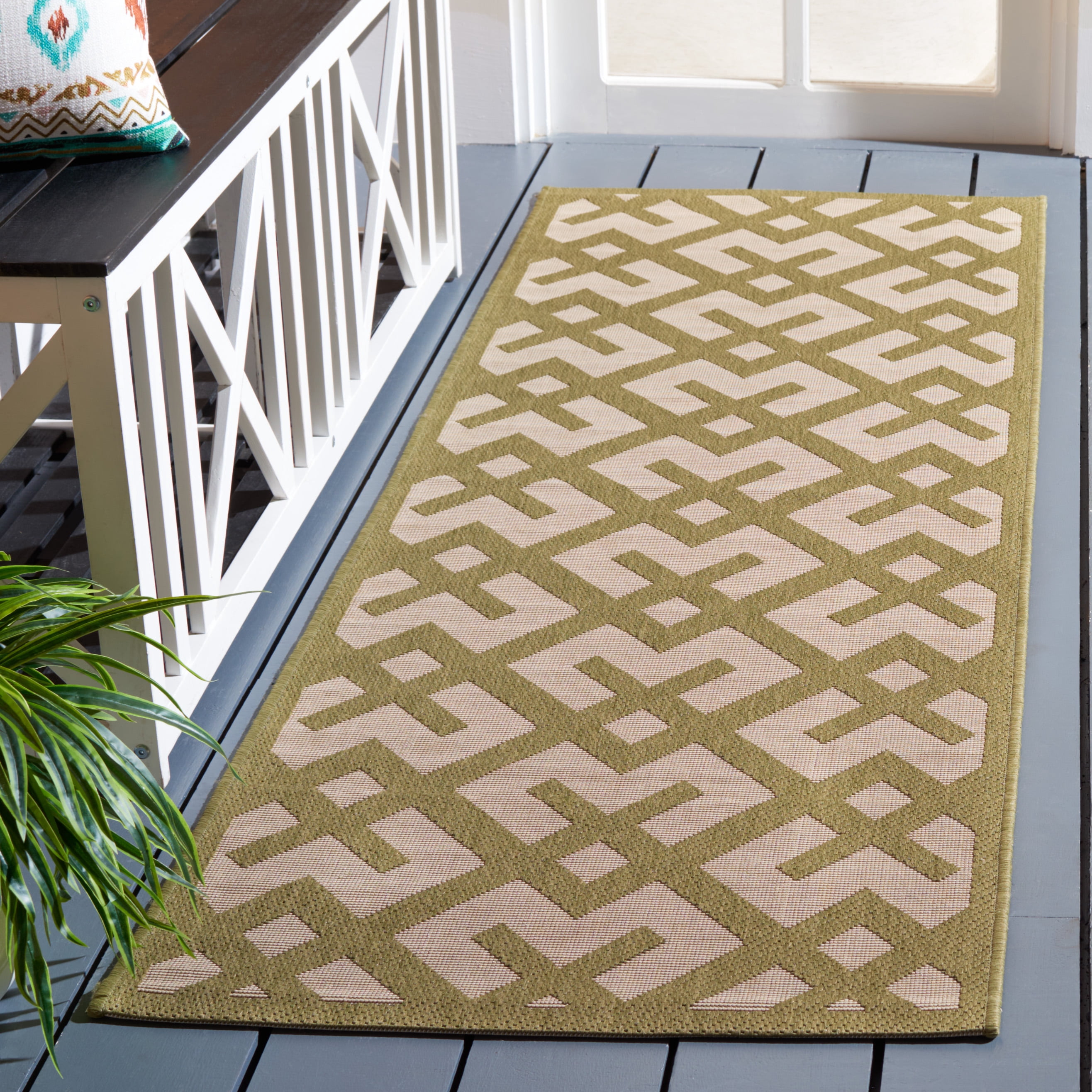 Safavieh Courtyard Alvin Geometric Indoor/Outdoor Runner Rug, Beige/Green, 2'3" x 10'