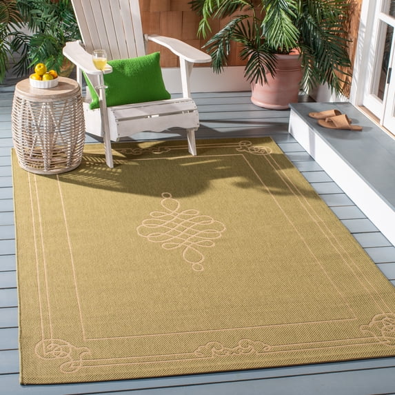 Safavieh Courtyard Andy Medallion Indoor/Outdoor Area Rug, Green/Creme, 6'7" x 9'6"