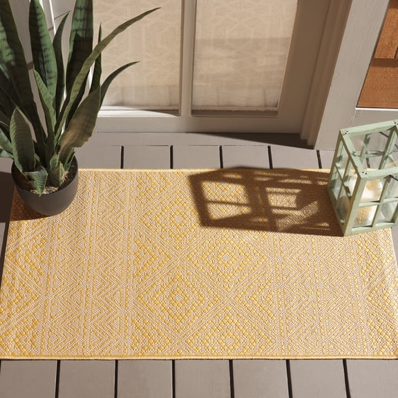 Safavieh Courtyard Asa Geometric Indoor/Outdoor Area Rug, Beige/Gold, 2' x 3'7"