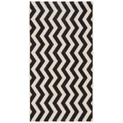 Safavieh Courtyard Ayden Chevron Indoor/Outdoor Area Rug, Black/Beige, 2'7" x 5'
