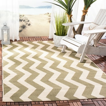 SAFAVIEH Courtyard Ayden Chevron Indoor/Outdoor Area Rug, 6'7" x 6'7" Square, Green/Beige