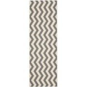 Safavieh Courtyard Ayden Chevron Indoor/Outdoor Runner Rug, Gray/Beige, 2'3" x 8'