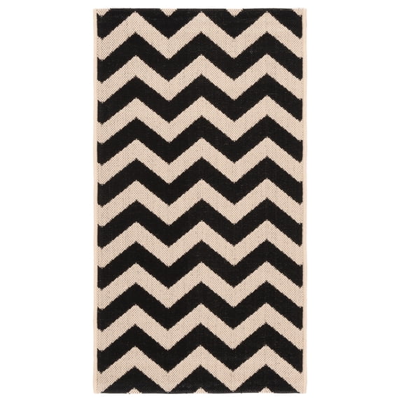 Safavieh Courtyard Bailey Chevron Indoor/Outdoor Area Rug, Black/Beige, 2' x 3'7"