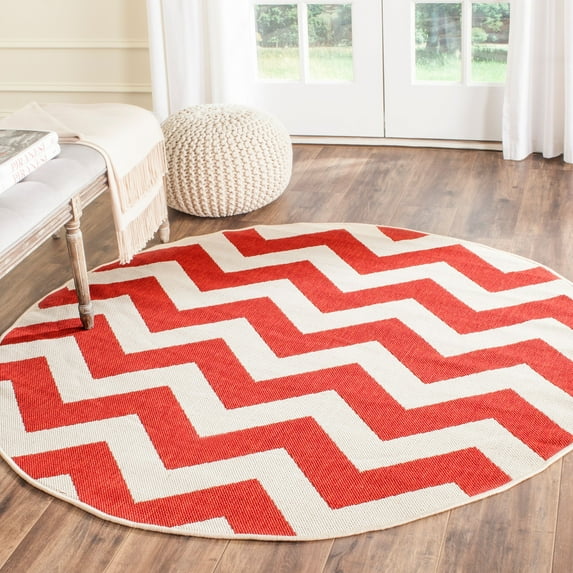 SAFAVIEH Courtyard Bailey Chevron Indoor/Outdoor Area Rug, Red, 5'3" x 5'3" Round