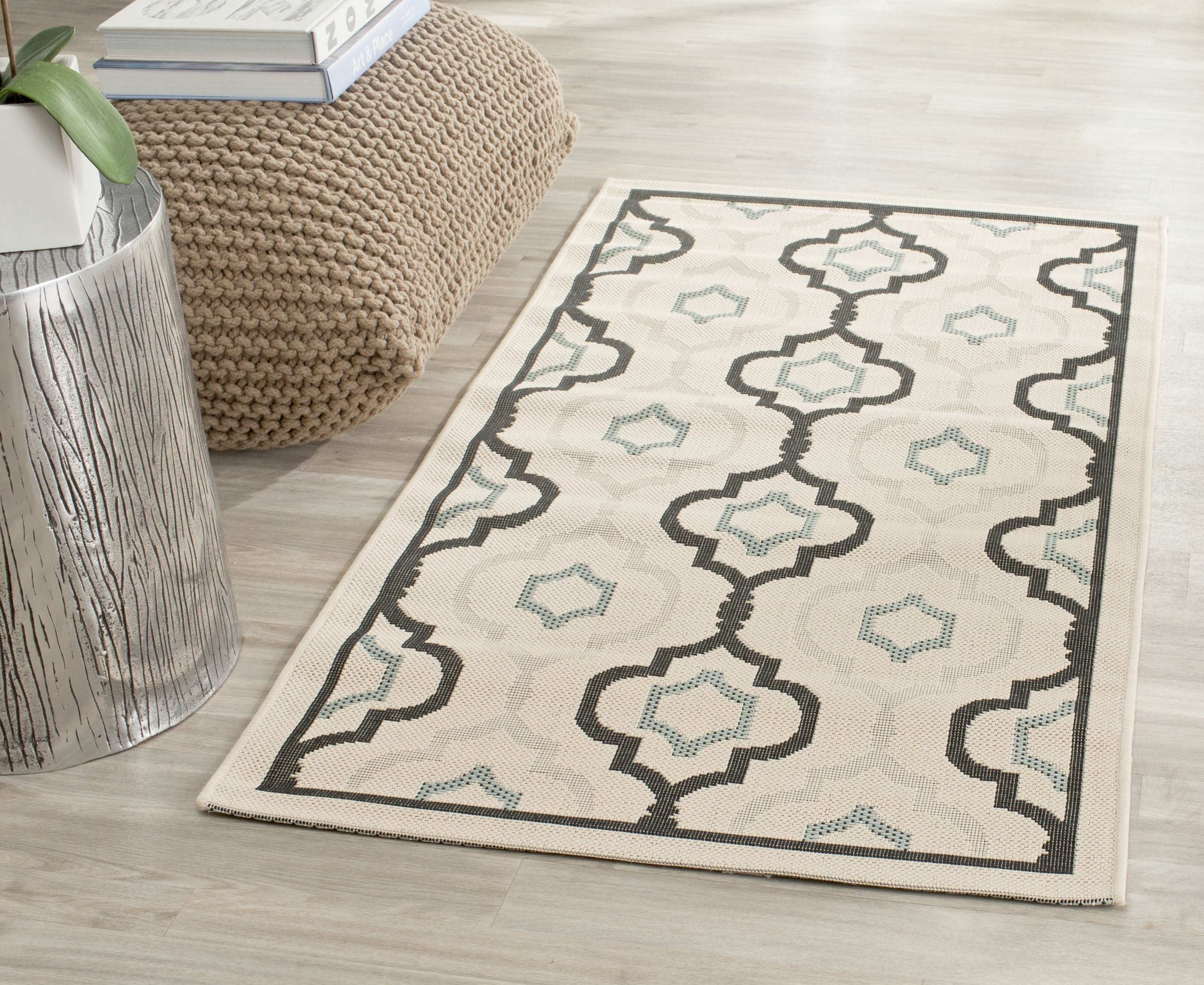 Safavieh Courtyard Bayon Geometric Indoor/Outdoor Area Rug, Ivory/Black, 2' x 3'7"