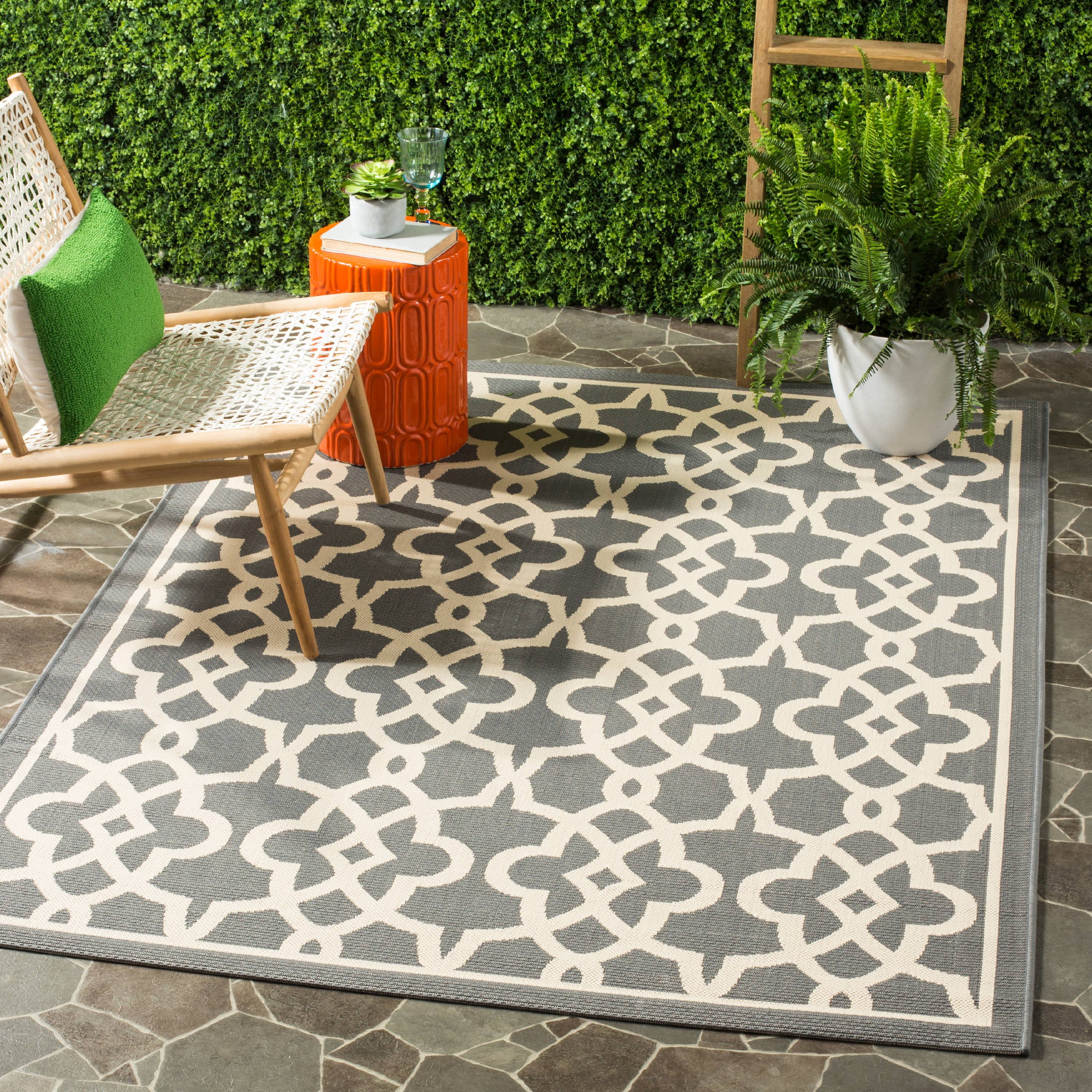 Courtyard Gray and Beige Synthetic Indoor/Outdoor Area Rug