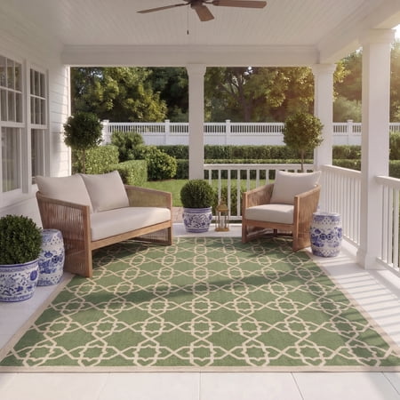 Safavieh Courtyard Carol Geometric Indoor/Outdoor Area Rug, Green/Beige, 2' x 3'7"