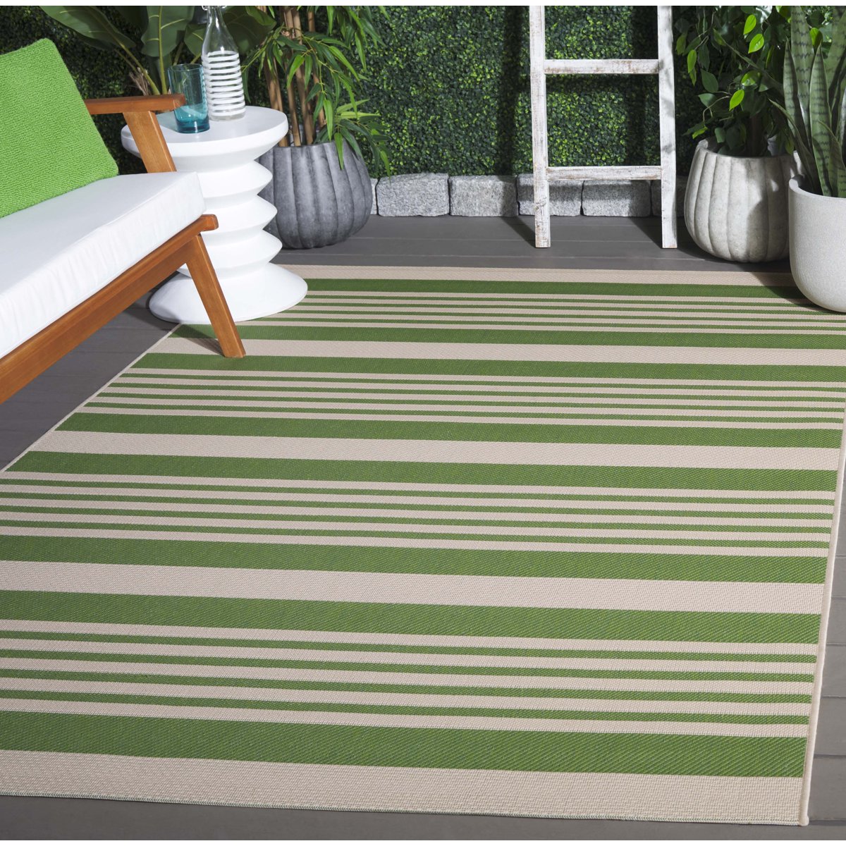 Safavieh Courtyard Caroline Striped Indoor/Outdoor Area Rug, Green/Beige, 5'3" x 7'7"