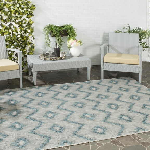 SAFAVIEH Courtyard Clark Chevron Indoor/Outdoor Area Rug, Grey/Blue, 5'3" x 7'7"