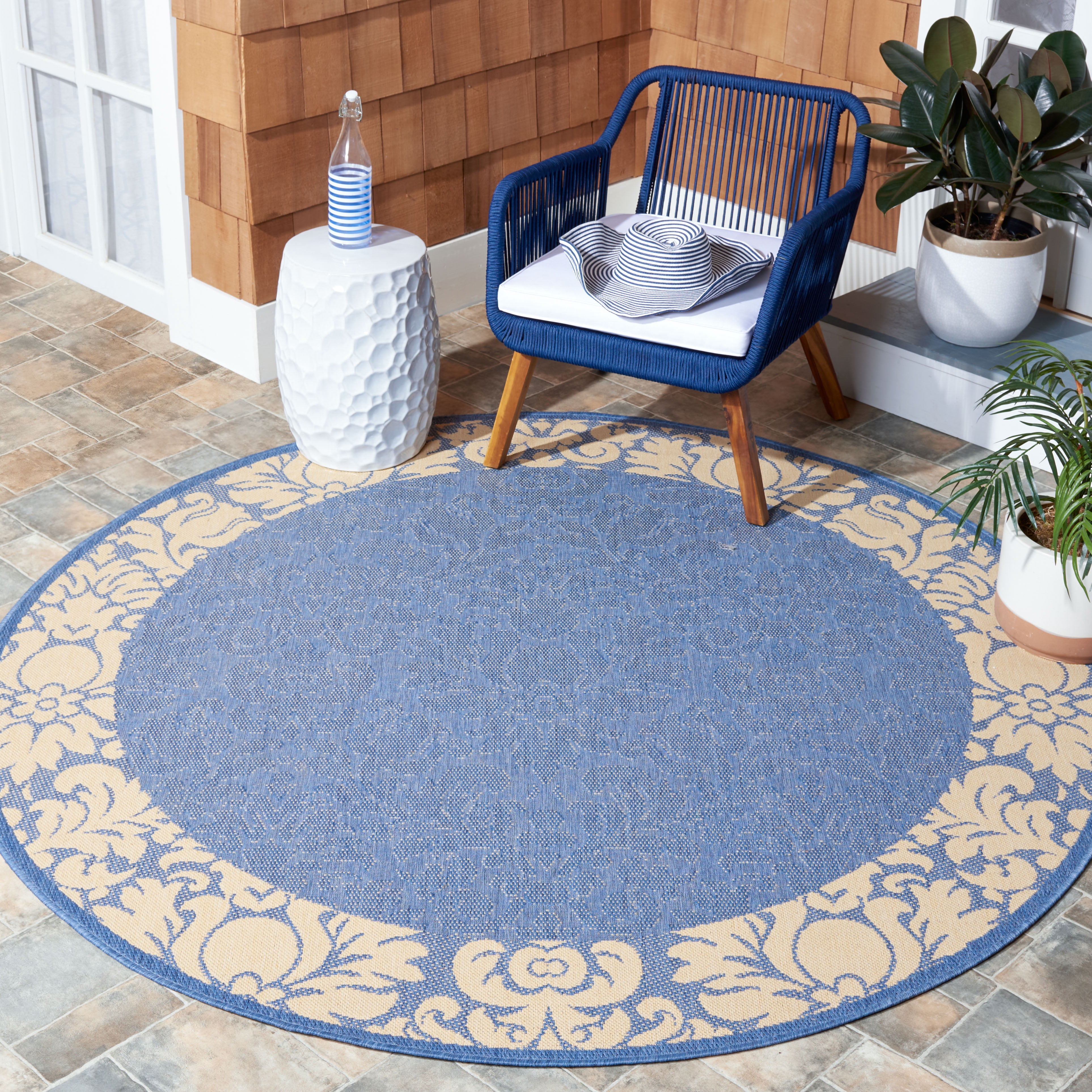 Safavieh Courtyard Dani Bordered Indoor/Outdoor Area Rug, Blue/Natural, 5'3" x 5'3" Round