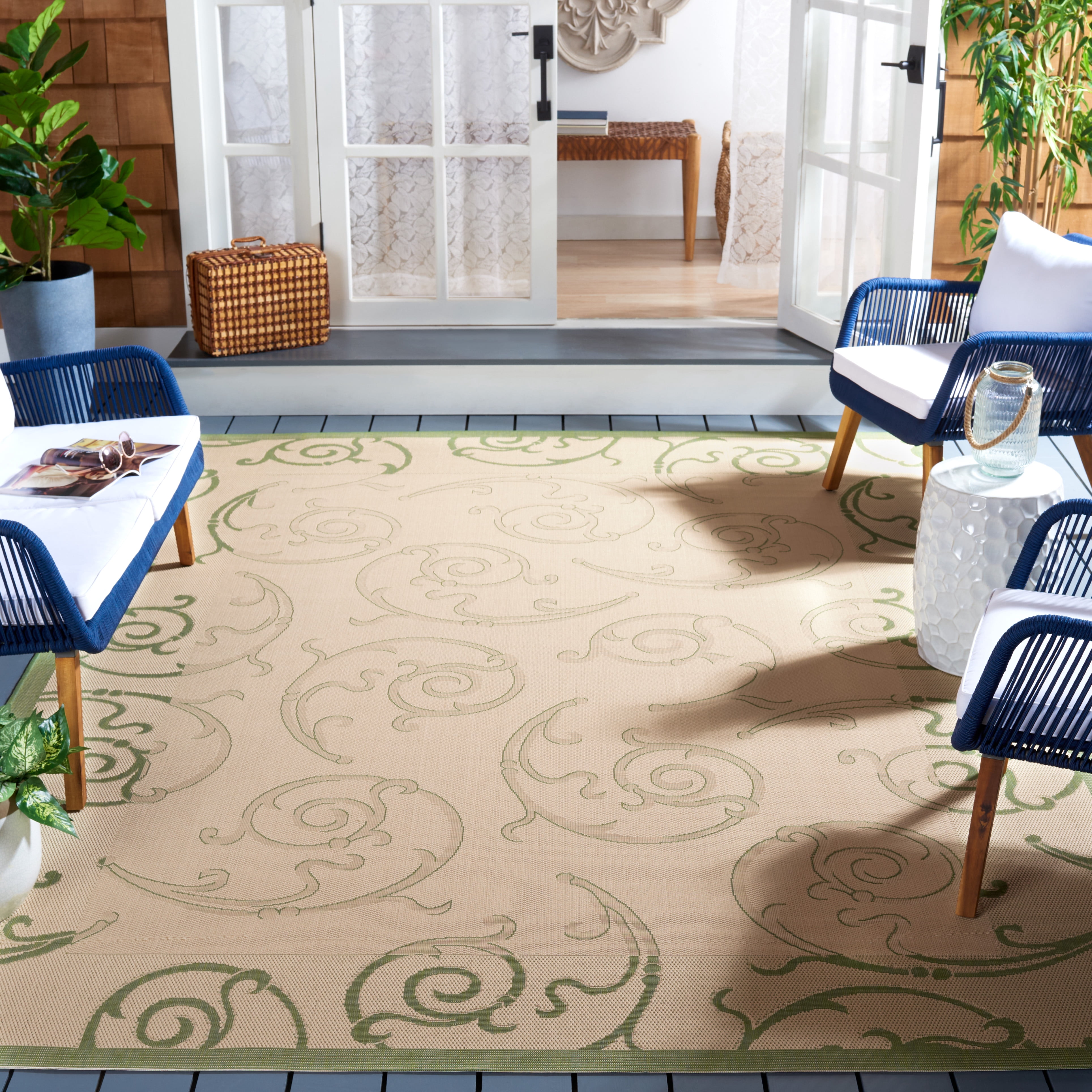 Safavieh Courtyard Daniel Oriental Indoor/Outdoor Area Rug, Natural/Olive, 6'7" x 6'7" Square