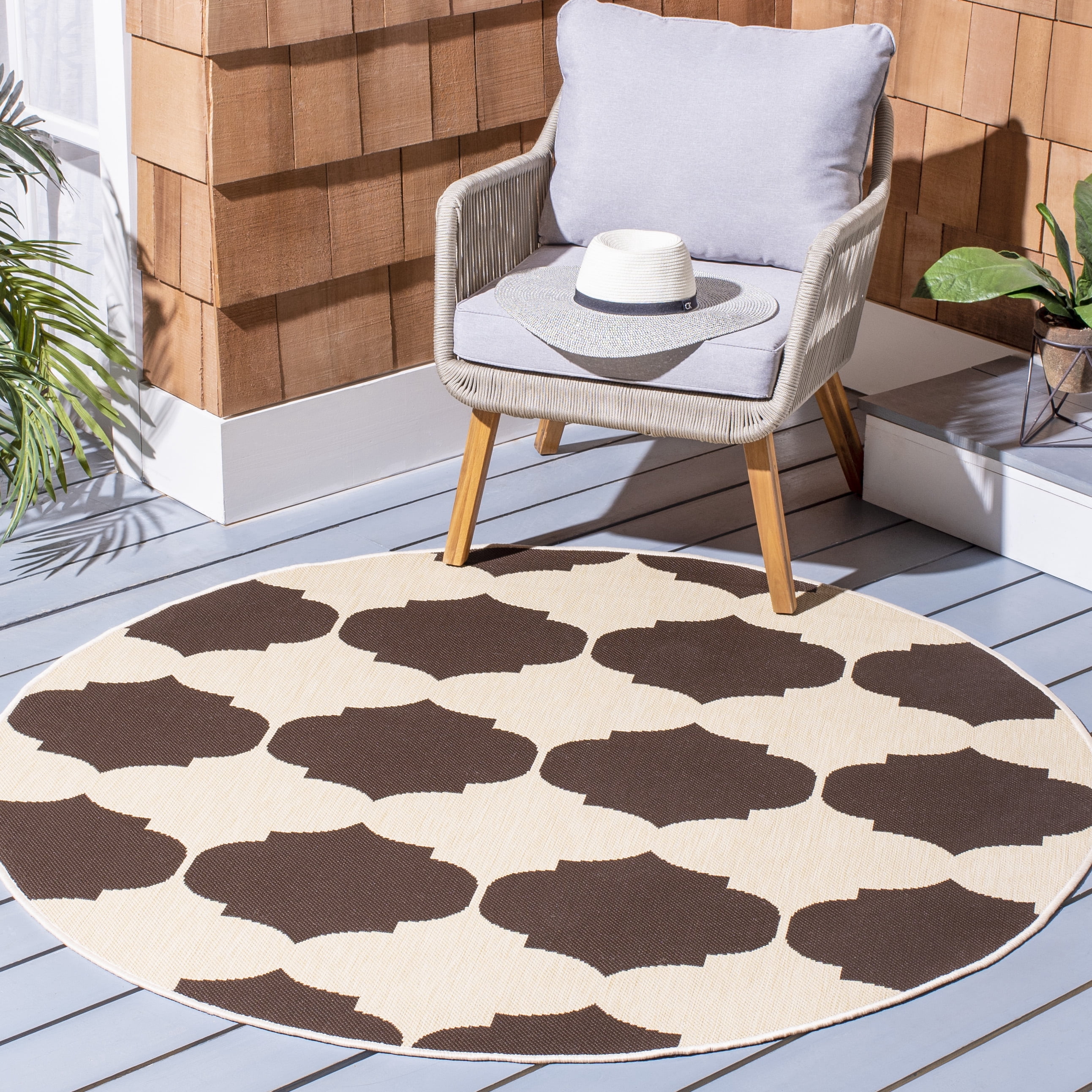 Safavieh Courtyard Elwyn Geometric Indoor/Outdoor Area Rug, Beige/Chocolate, 5'3" x 5'3" Round