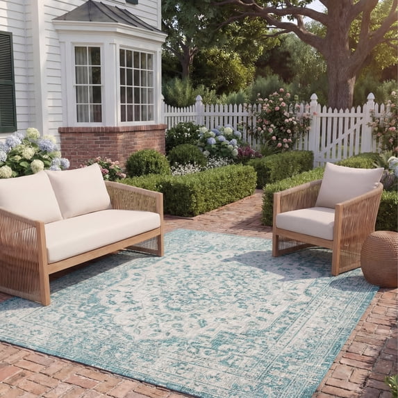 Safavieh Courtyard Euclid Medallion Indoor/Outdoor Area Rug, Gray/Blue, 5'3" x 7'7"