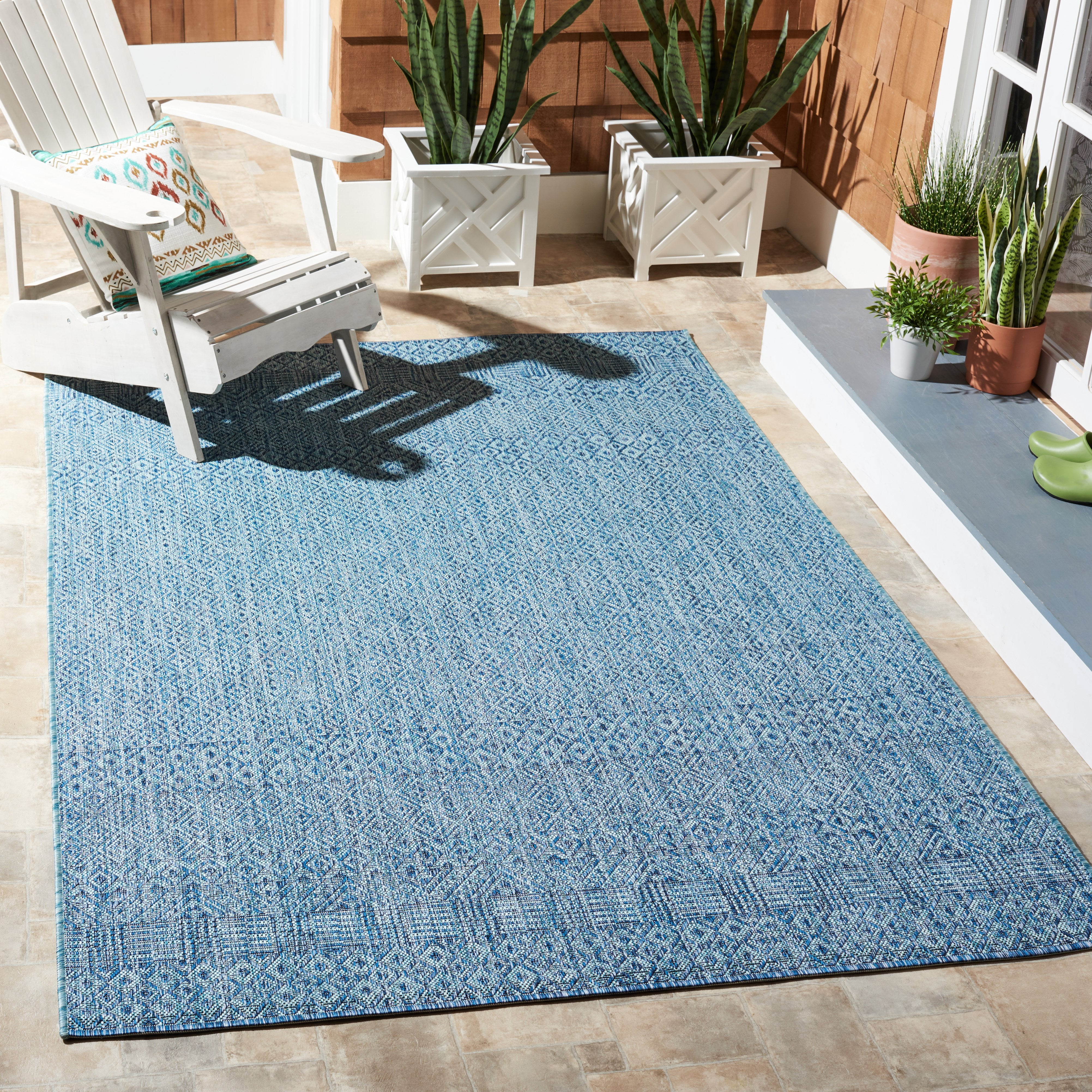 SAFAVIEH Courtyard Evander Geometric Indoor/Outdoor Area Rug, Aqua/Navy, 4' x 5'7"