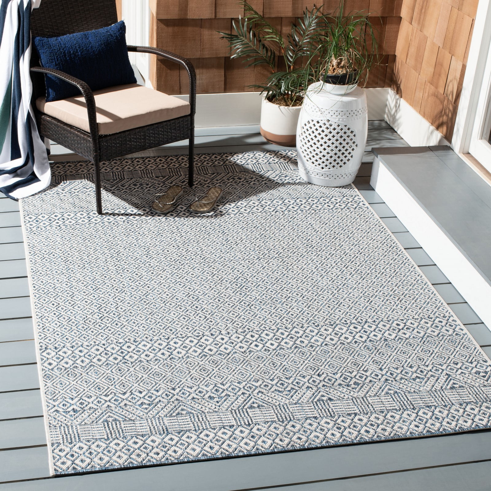 Blue and Navy Geometric Flat Woven Indoor/Outdoor Rug