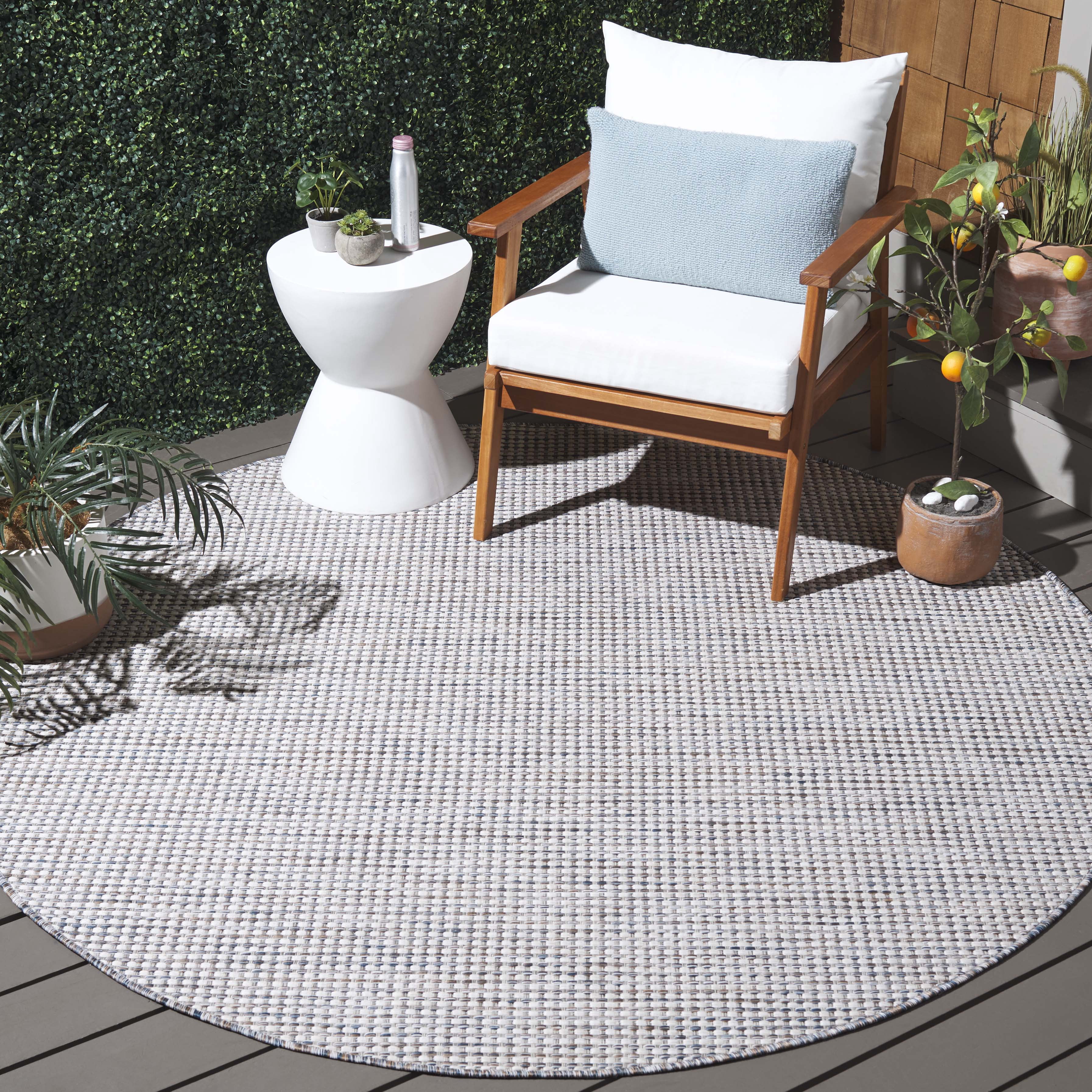 SAFAVIEH Courtyard Finola Geometric Indoor/Outdoor Area Rug, Ivory/Beige Grey, 6'7" x 6'7" Round
