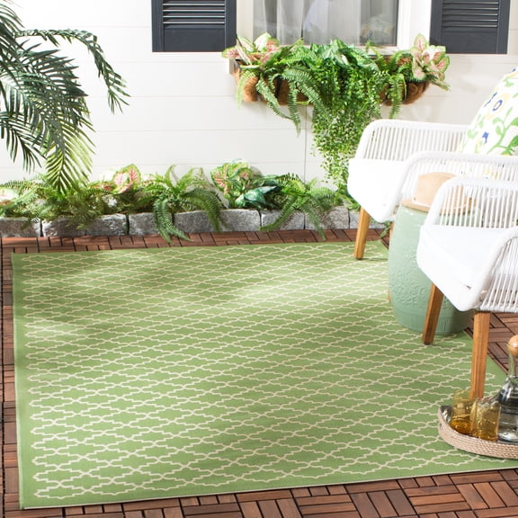 Safavieh Courtyard Hilbert Geometric Indoor/Outdoor Area Rug, Green/Beige, 2'7" x 5'