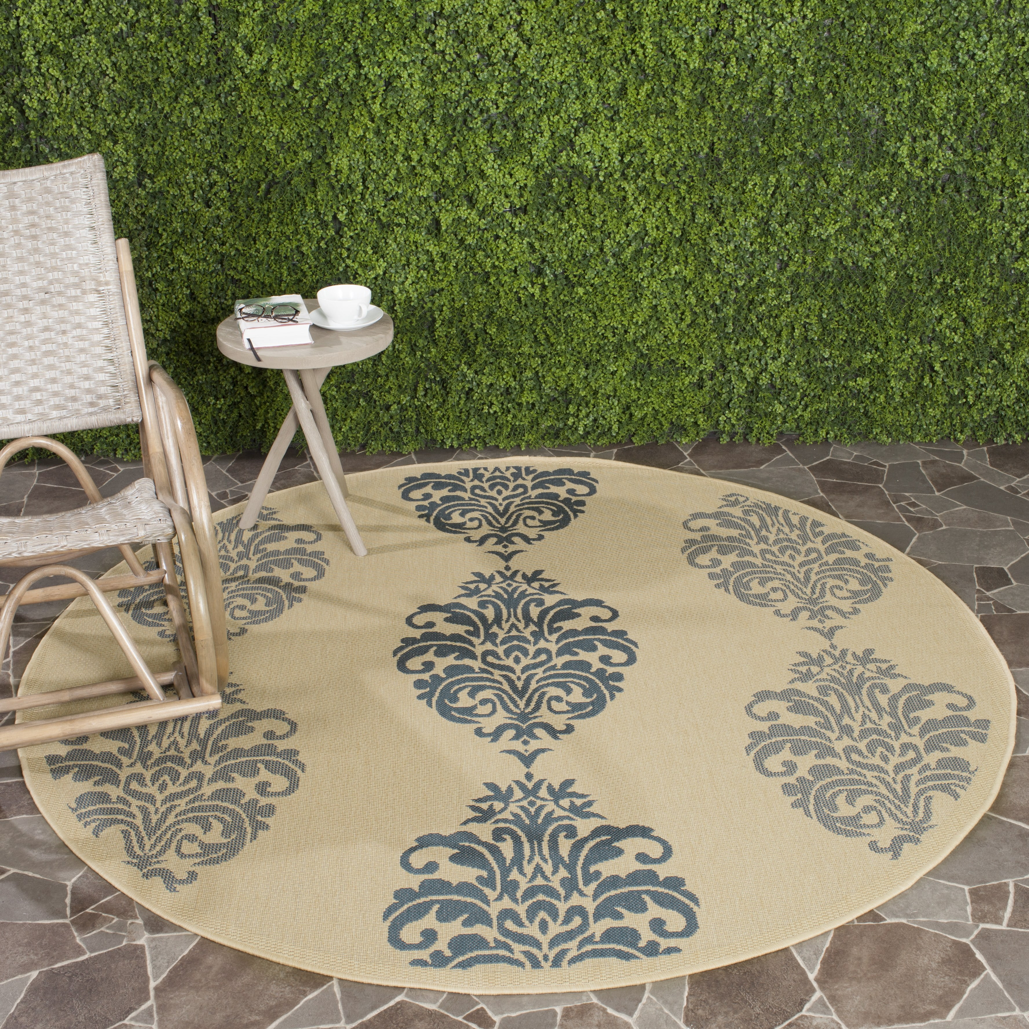 Safavieh Courtyard Jenny Medallion Indoor/Outdoor Area Rug, Natural/Blue, 5'3" x 5'3" Round