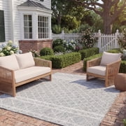 Safavieh Courtyard Joyce Geometric Indoor/Outdoor Area Rug, Light Gray/Dark Gray, 5'3" x 7'7"